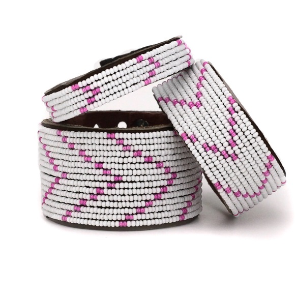 Small Pink and White Chevron Leather Cuff - Picture 3 of 3